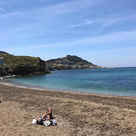 Le Cabanon Bleu Sur La Plage Marsella Exterior foto