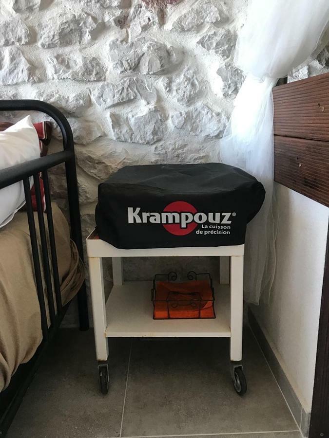 Le Cabanon Bleu Sur La * Marseilles